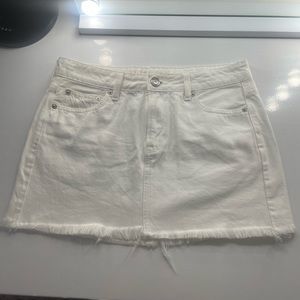 women’s white denim skirt